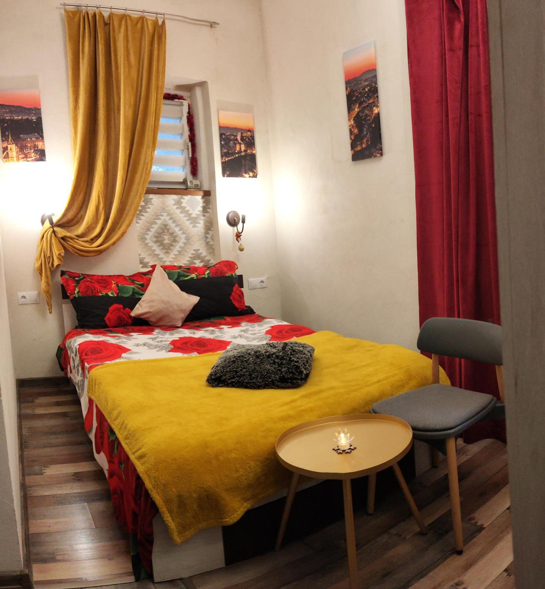 Old City Romantic Studio Braşov Camera foto